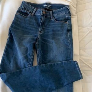 Old Navy super skinny jeans - size 2